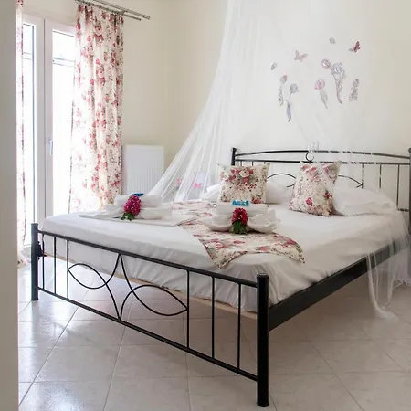 펜션 Port View House 파라스포로