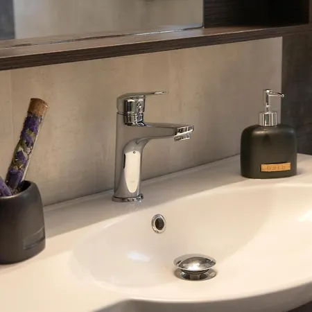 펜션 Port View House 파라스포로