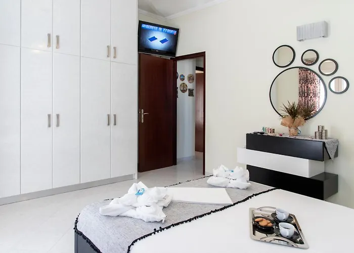 Сasa de vacaciones Port View House *