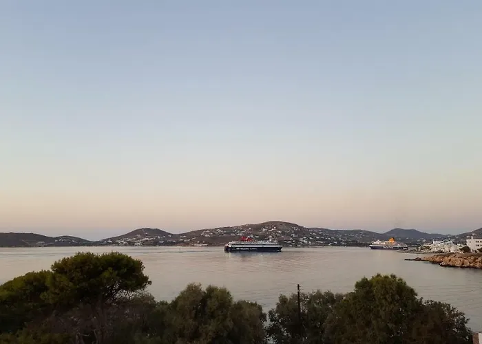 Port View House Parasporos